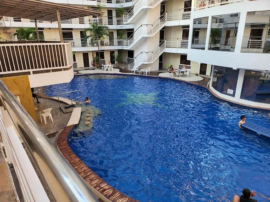 Appartement Sheryll Escapes - Kandi Palace Posh 9Th Floor New Studio With King Bed And Housekeeping Angeles